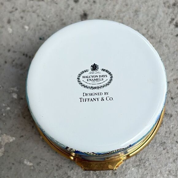 Halcyon Days Enamels box - Picture 5 of 5